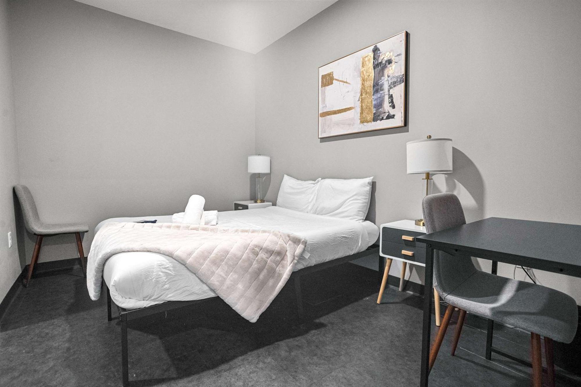 Apartment Cozysuites Modern 1br In Downtown Pitts 10